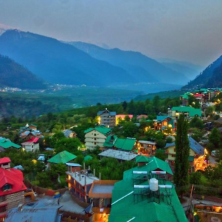 Hotel Swastik Grand Manali Exterior foto