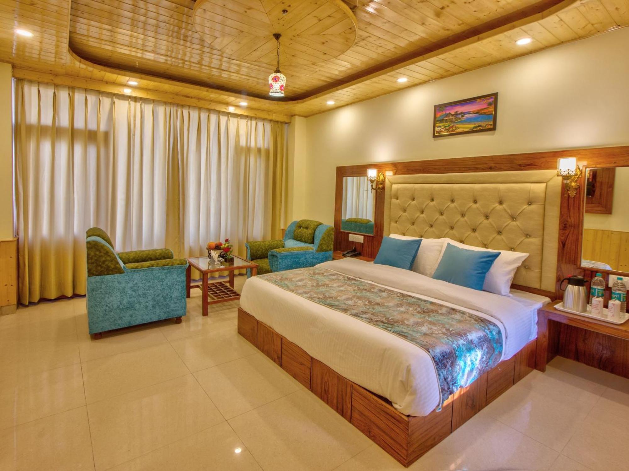 Hotel Swastik Grand Manali Exterior foto