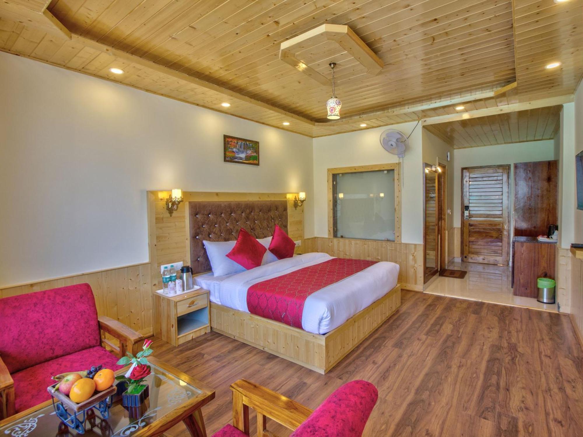Hotel Swastik Grand Manali Exterior foto